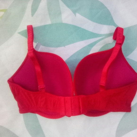 Fredrick of Hollywood 34D new red - Picture 2 of 6